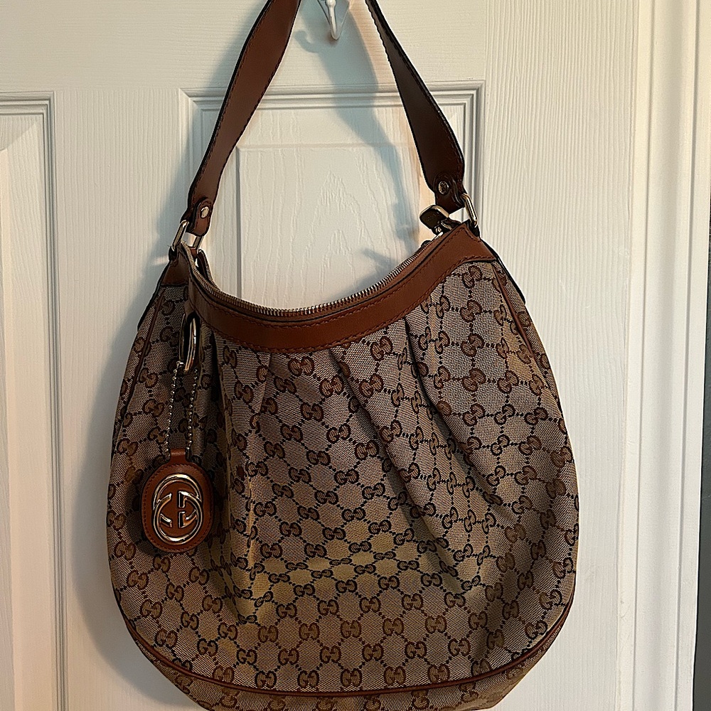 Gucci Medium Sukey Bag